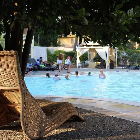 Nicotel Pineto Castellaneta Marina Exterior foto